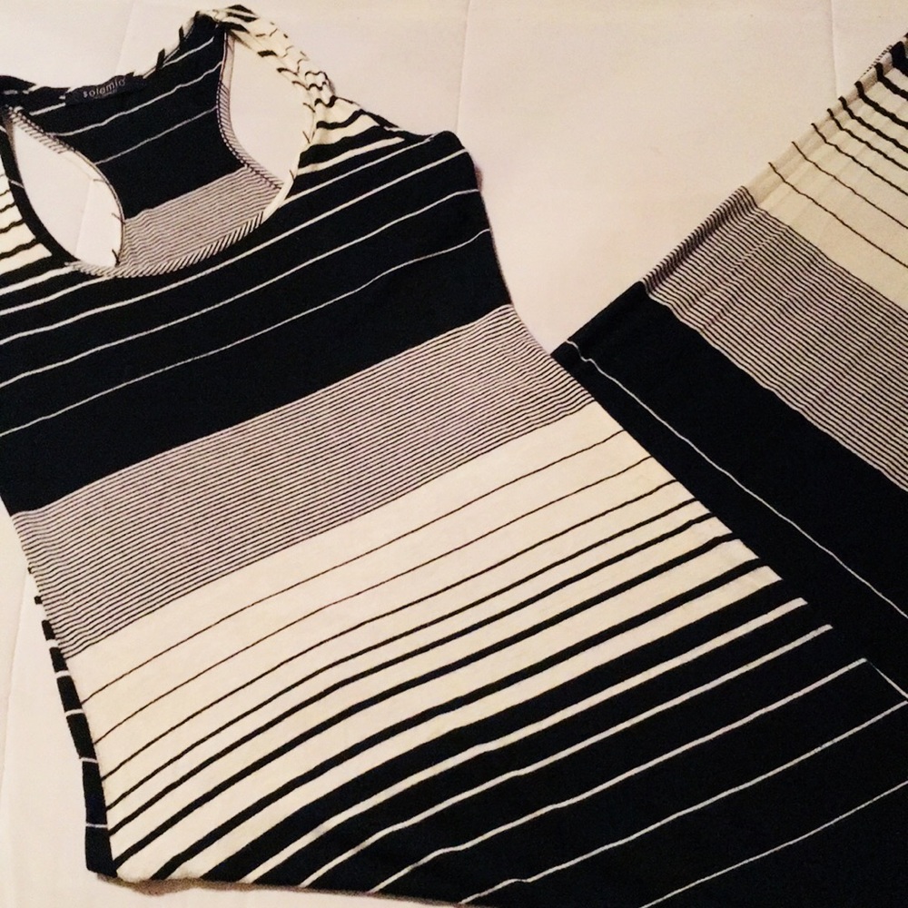 - Maxi Black & White Striped Summer Dress